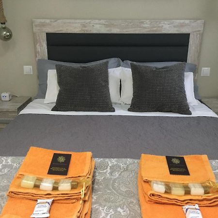 Mmbb Boutique Apartment Marbella Bagian luar foto