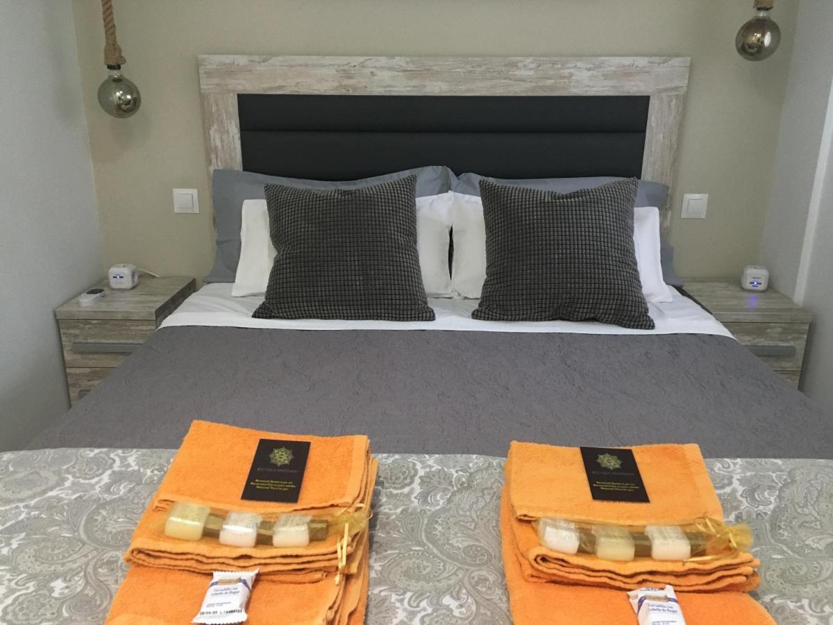 Mmbb Boutique Apartment Marbella Bagian luar foto